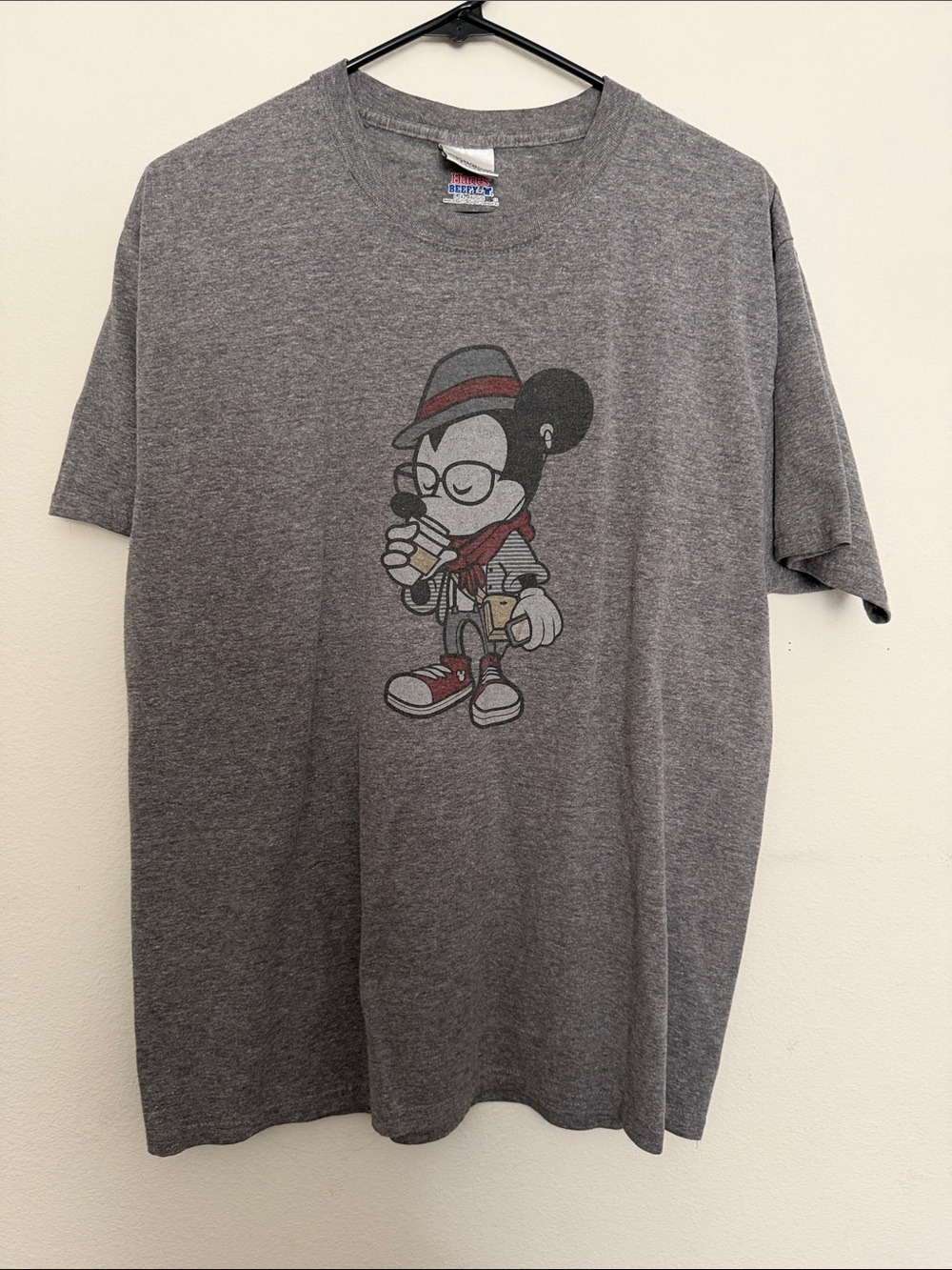 Men’s Gray Mickey Mouse Graphic Short-Sleeve Tee